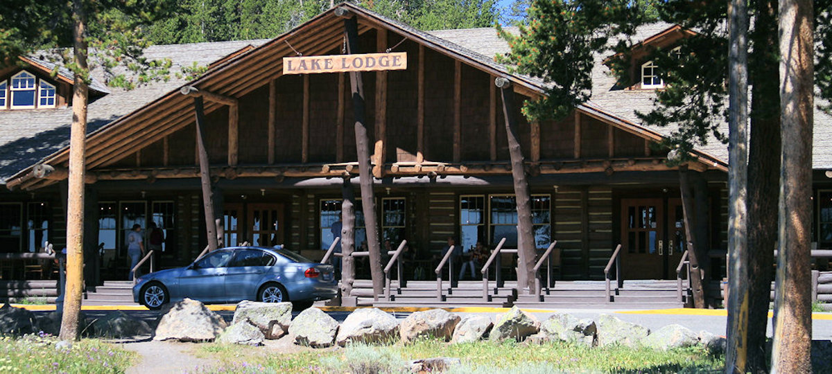 Lake Lodge