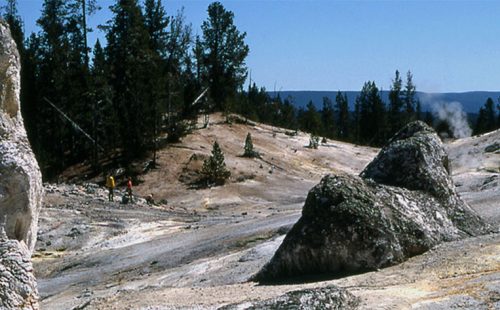 monument geyser basin